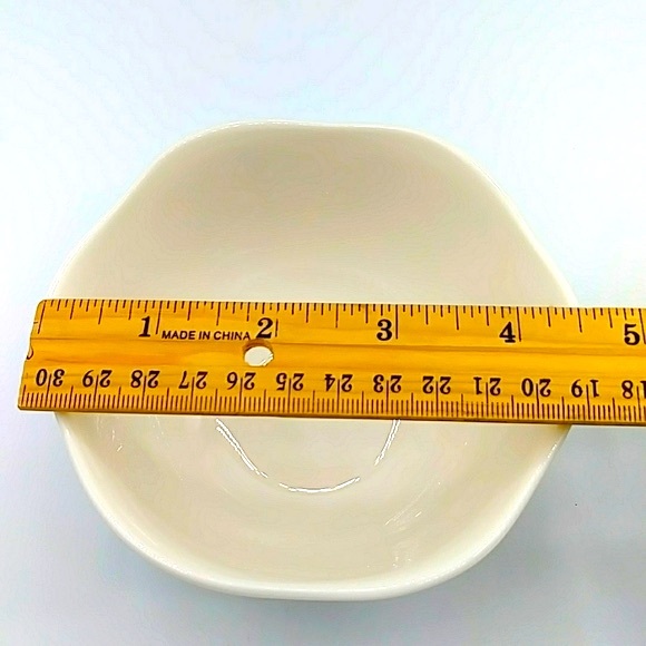 🌏HP! 2 Lenox Butterfly Meadows Bowls. One is Ice Cream size & 1 Fruit Bowl - Picture 9 of 11